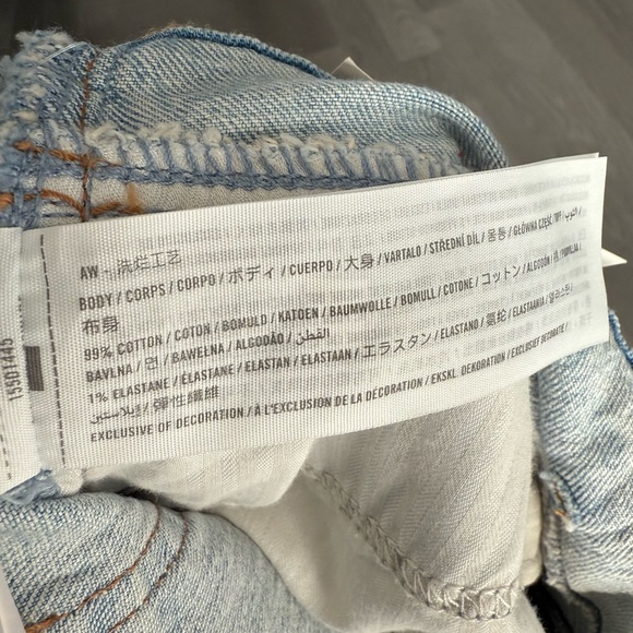 NWT Abercrombie Fitch The 90s High Rise Relaxed Jean Medium With Front Yoke 34 S - Picture 14 of 16